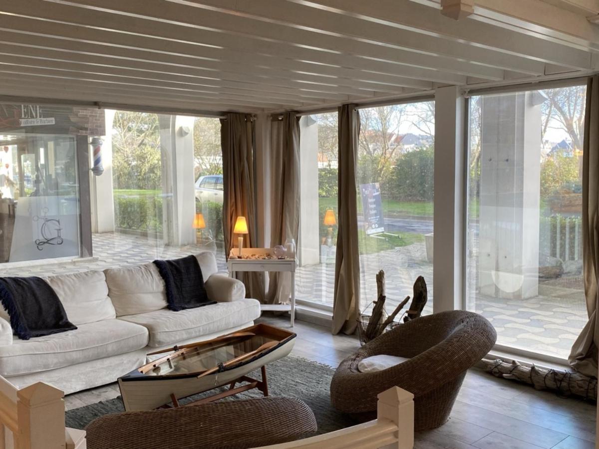 Grand Duplex En Front De Mer Avec 3 Chambres, Animaux Acceptes, Equipements Complets, Cabourg - Fr-1-487-321 Eksteriør bilde